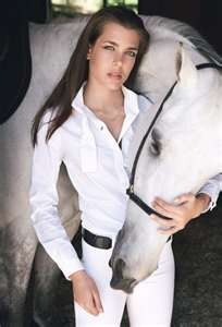 Rgime de star: Princesse Charlotte Casiraghi et son cheval